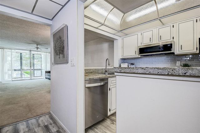 12300 VONN ROAD 7203, Largo, FL 33774