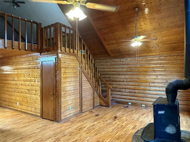 23869 S Lake View Road, Montgomery, TX 77316