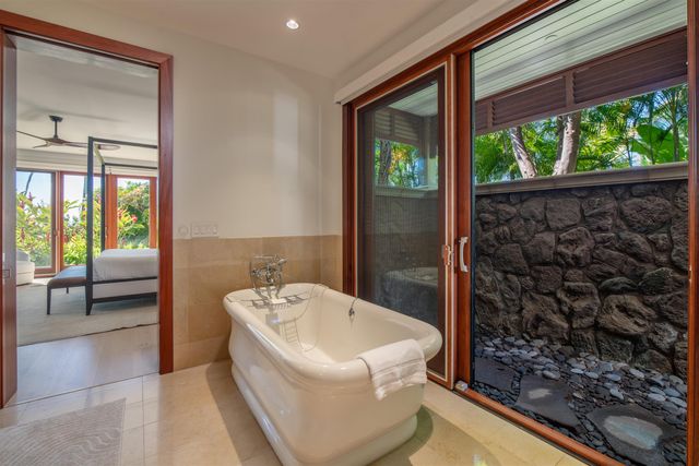 3800 Wailea Alanui Dr Ph 101, Kihei, HI 96753