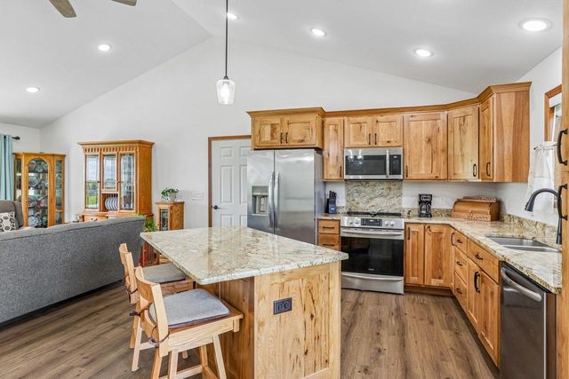 26 Dessa Rain Drive, Reedsburg, WI 53959
