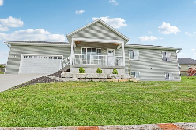 26 Dessa Rain Drive, Reedsburg, WI 53959