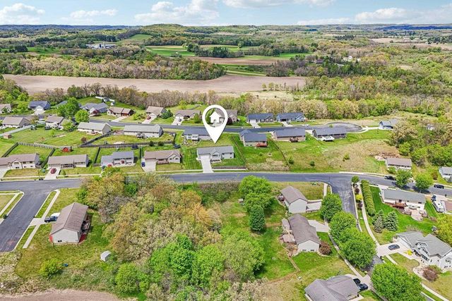 26 Dessa Rain Drive, Reedsburg, WI 53959