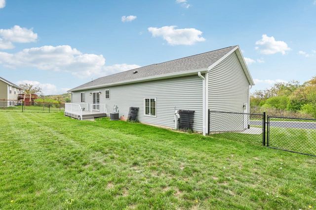26 Dessa Rain Drive, Reedsburg, WI 53959