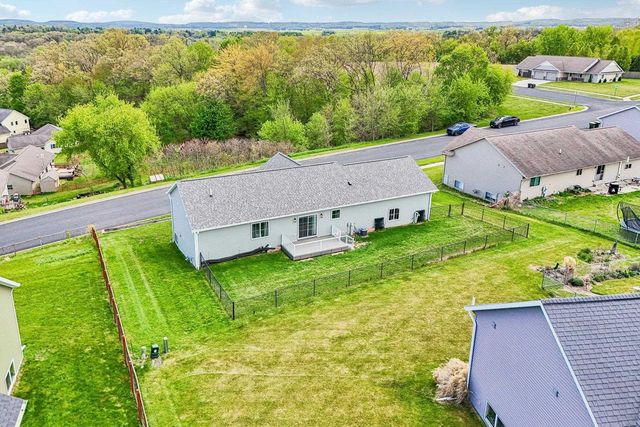 26 Dessa Rain Drive, Reedsburg, WI 53959