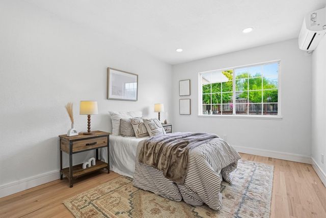 1223 Rose Avenue, Mountain View, CA 94040