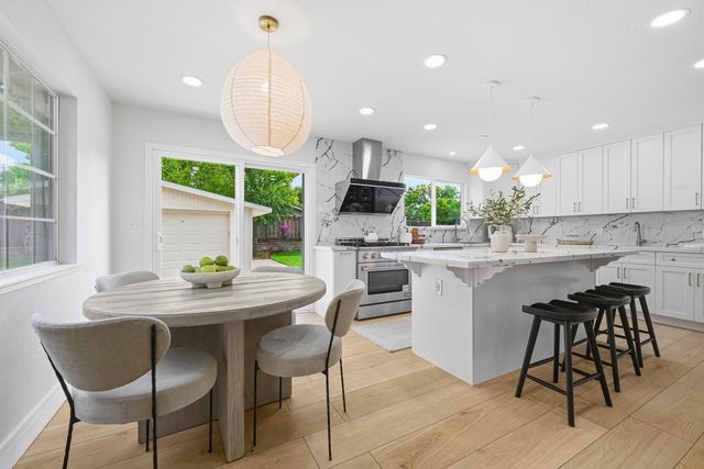 1223 Rose Avenue, Mountain View, CA 94040