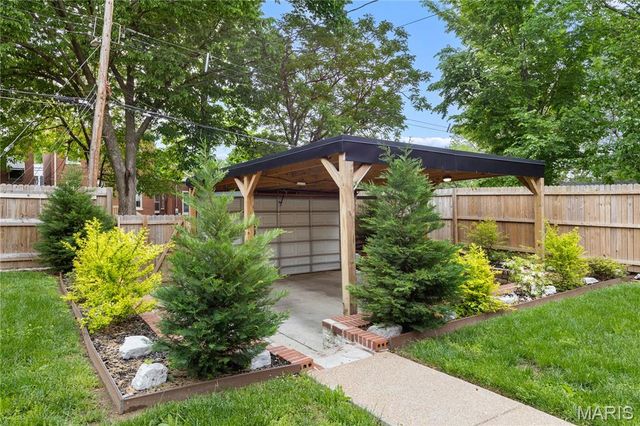 3614 California Avenue, St Louis, MO 63118
