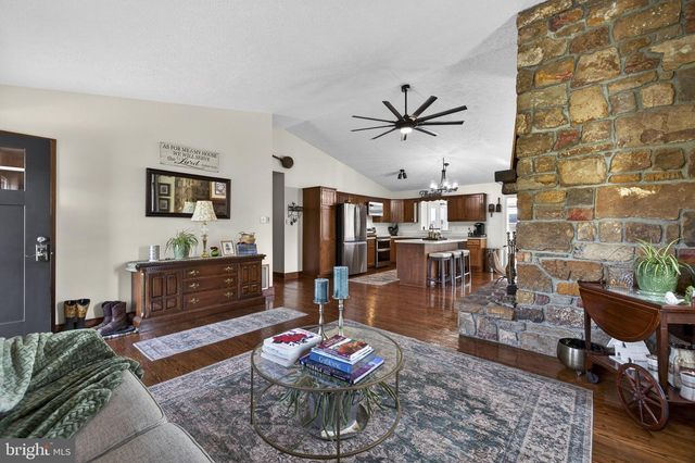 740 WHITACRE RD, Gore, VA 22637