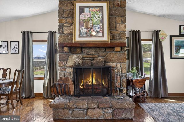 740 WHITACRE RD, Gore, VA 22637