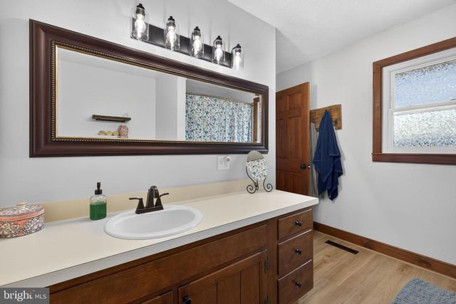 740 WHITACRE RD, Gore, VA 22637