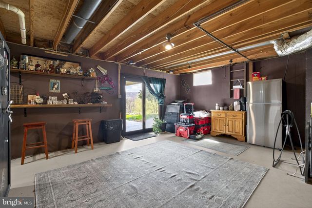 740 WHITACRE RD, Gore, VA 22637