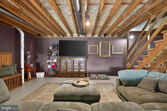 740 WHITACRE RD, Gore, VA 22637
