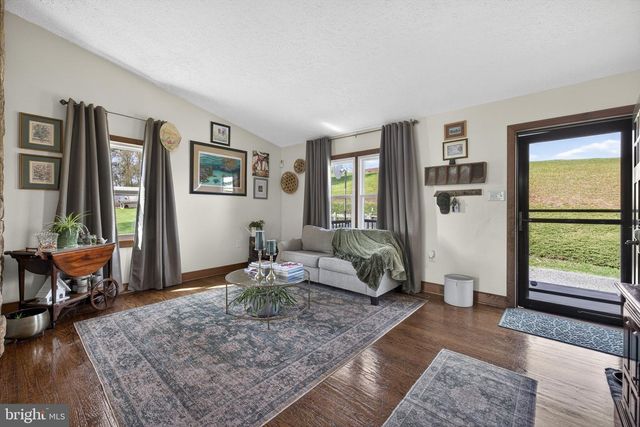 740 WHITACRE RD, Gore, VA 22637