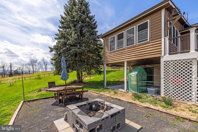 740 WHITACRE RD, Gore, VA 22637