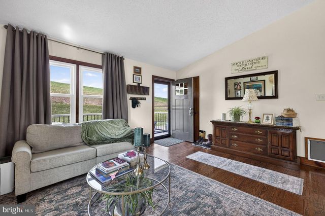 740 WHITACRE RD, Gore, VA 22637