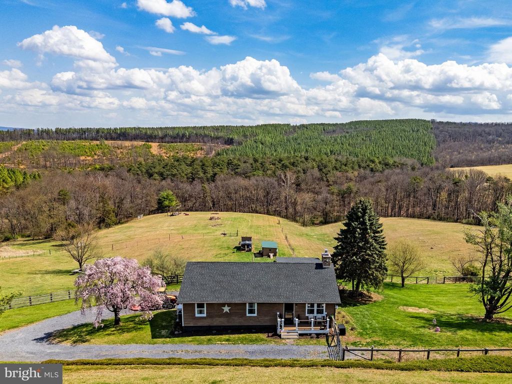 740 WHITACRE RD, Gore, VA 22637