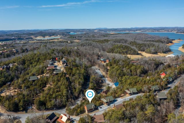2505 Fleming Way, Sevierville, TN 37876