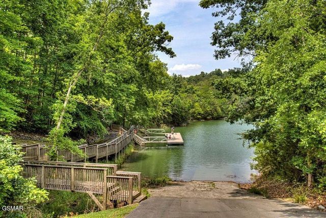 2505 Fleming Way, Sevierville, TN 37876