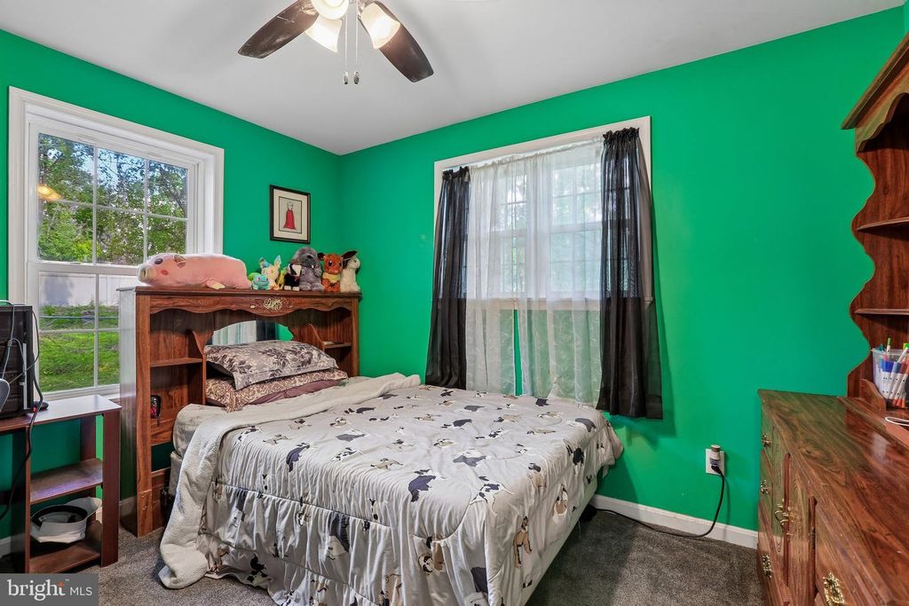 Image 12 of property listing at 2601 WESTCHESTER AVE, Ellicott City, MD 21043