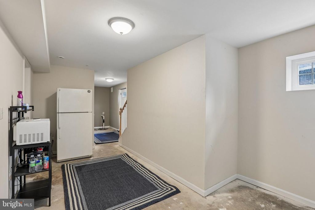 Image 18 of property listing at 2601 WESTCHESTER AVE, Ellicott City, MD 21043