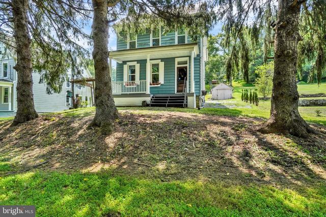 1355 BAUGHMAN LN, Seven Valleys, PA 17360