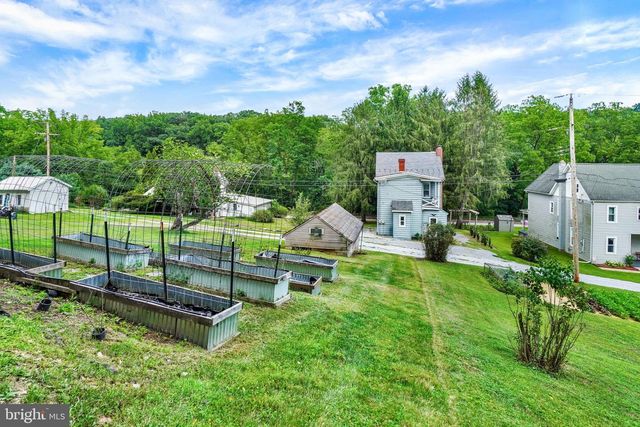 1355 BAUGHMAN LN, Seven Valleys, PA 17360