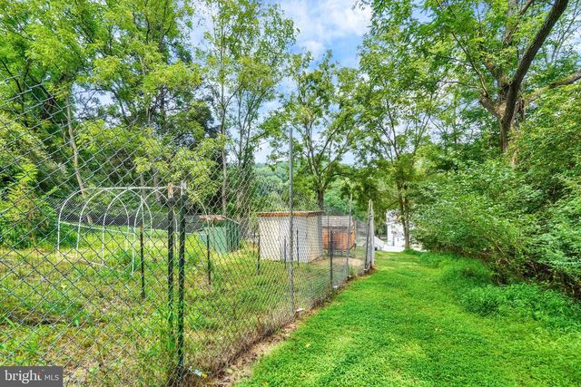 1355 BAUGHMAN LN, Seven Valleys, PA 17360