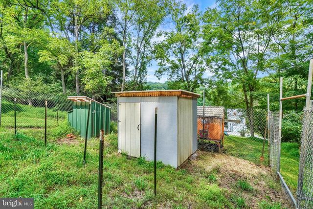 1355 BAUGHMAN LN, Seven Valleys, PA 17360