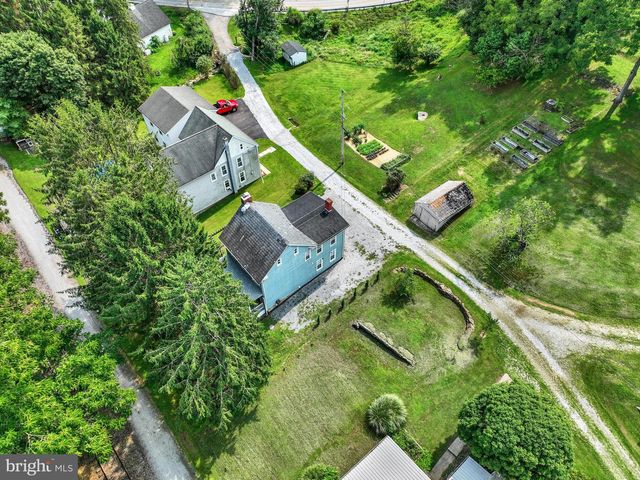 1355 BAUGHMAN LN, Seven Valleys, PA 17360