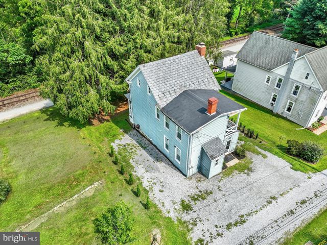 1355 BAUGHMAN LN, Seven Valleys, PA 17360