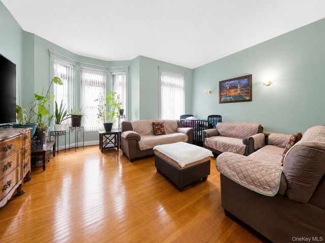 210 Brooklyn Avenue, Brooklyn, NY 11213