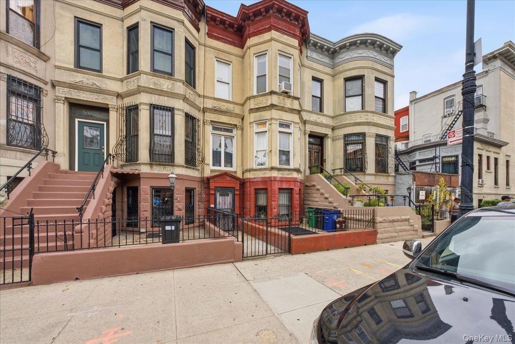 210 Brooklyn Avenue, Brooklyn, NY 11213 — photo 2