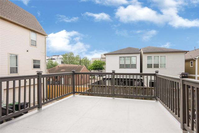 5509 Darling Street, Houston, TX 77007