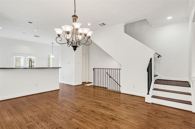 5509 Darling Street, Houston, TX 77007