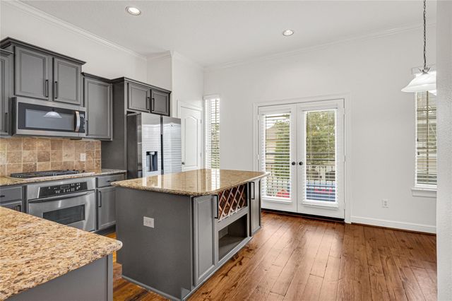 5509 Darling Street, Houston, TX 77007