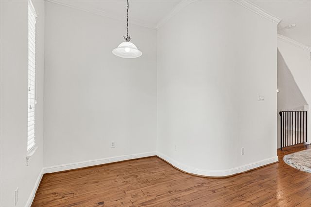 5509 Darling Street, Houston, TX 77007