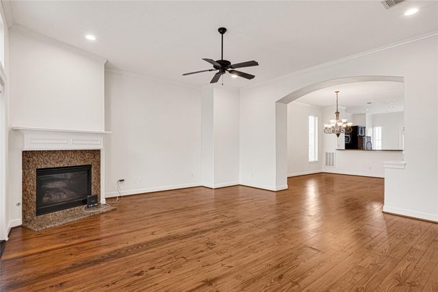 5509 Darling Street, Houston, TX 77007