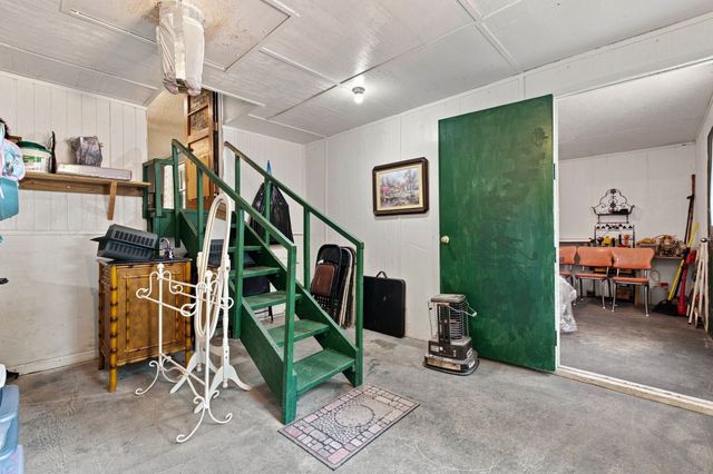 205 N Browns Ln, Portland, TN 37148