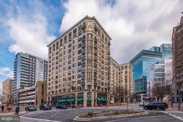 7710 Woodmont Ave Apt 513, Bethesda, MD 20814