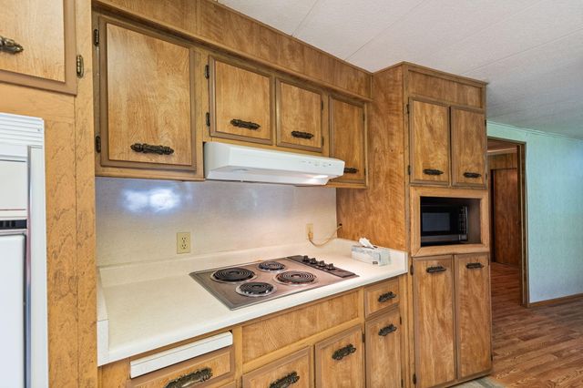 5600 Demaray Drive, Grants Pass, OR 97527