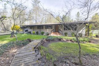 5600 Demaray Drive, Grants Pass, OR 97527