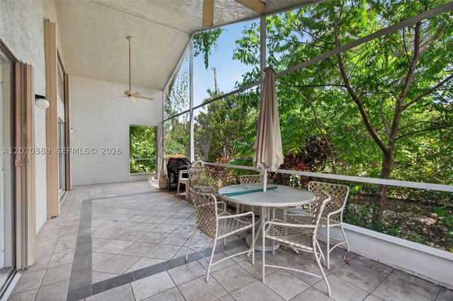 7318 Amber Falls Ln, Boynton Beach, FL 33437