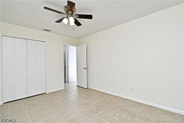 44 Tangelo CT, Lehigh Acres, FL 33936