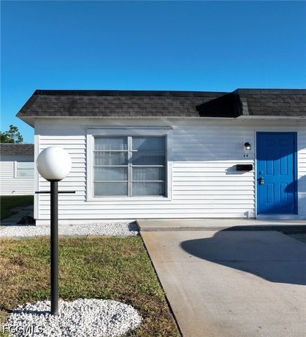 44 Tangelo CT, Lehigh Acres, FL 33936