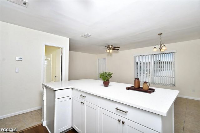 44 Tangelo CT, Lehigh Acres, FL 33936