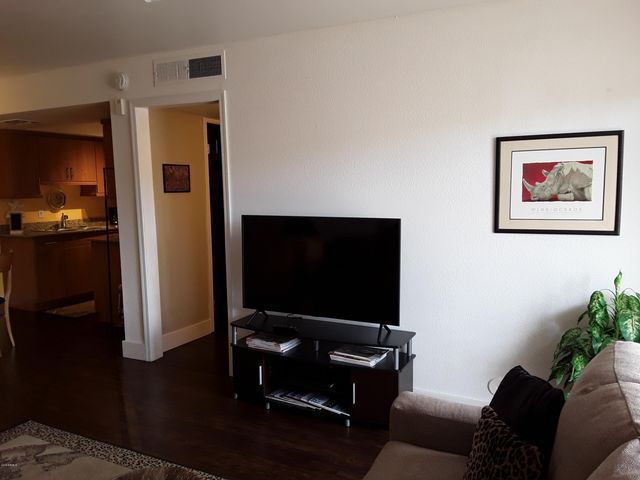 7350 N Via Paseo del Sur -- N107, Scottsdale, AZ 85258