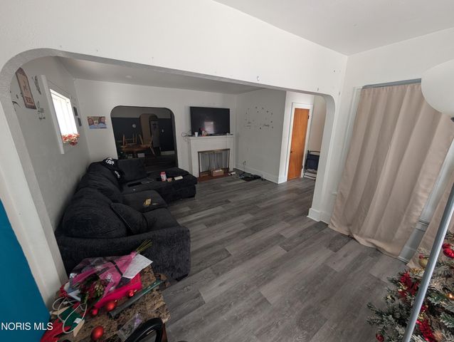 3716 Willys Parkway, Toledo, OH 43612