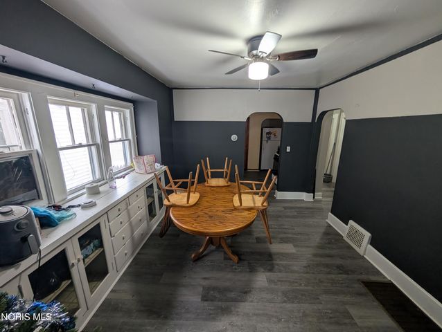 3716 Willys Parkway, Toledo, OH 43612