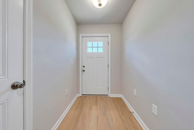 3724 Greenway DR, Roanoke, VA 24018