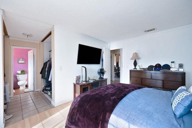 3100 Funston Dr, Sacramento, CA 95833